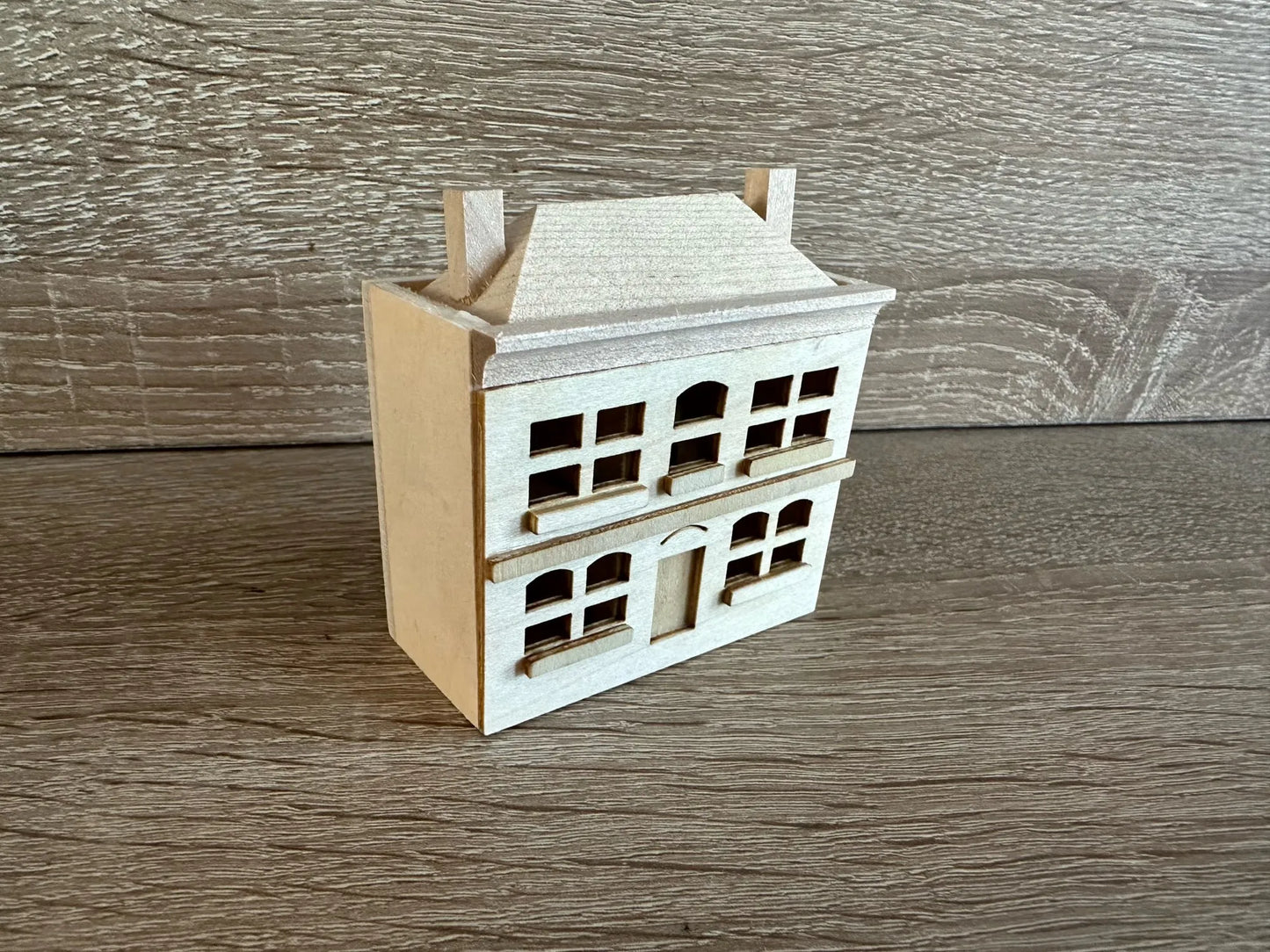 Miniatuur poppenhuisje.